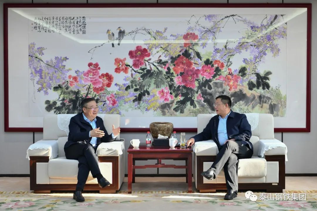 莱芜区政协主席张富林一行到泰山钢铁调研企业防疫、生产工作